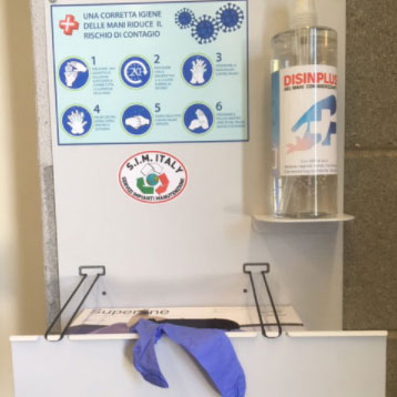 Emergenza Covid-19: Supporto a muro per dispenser